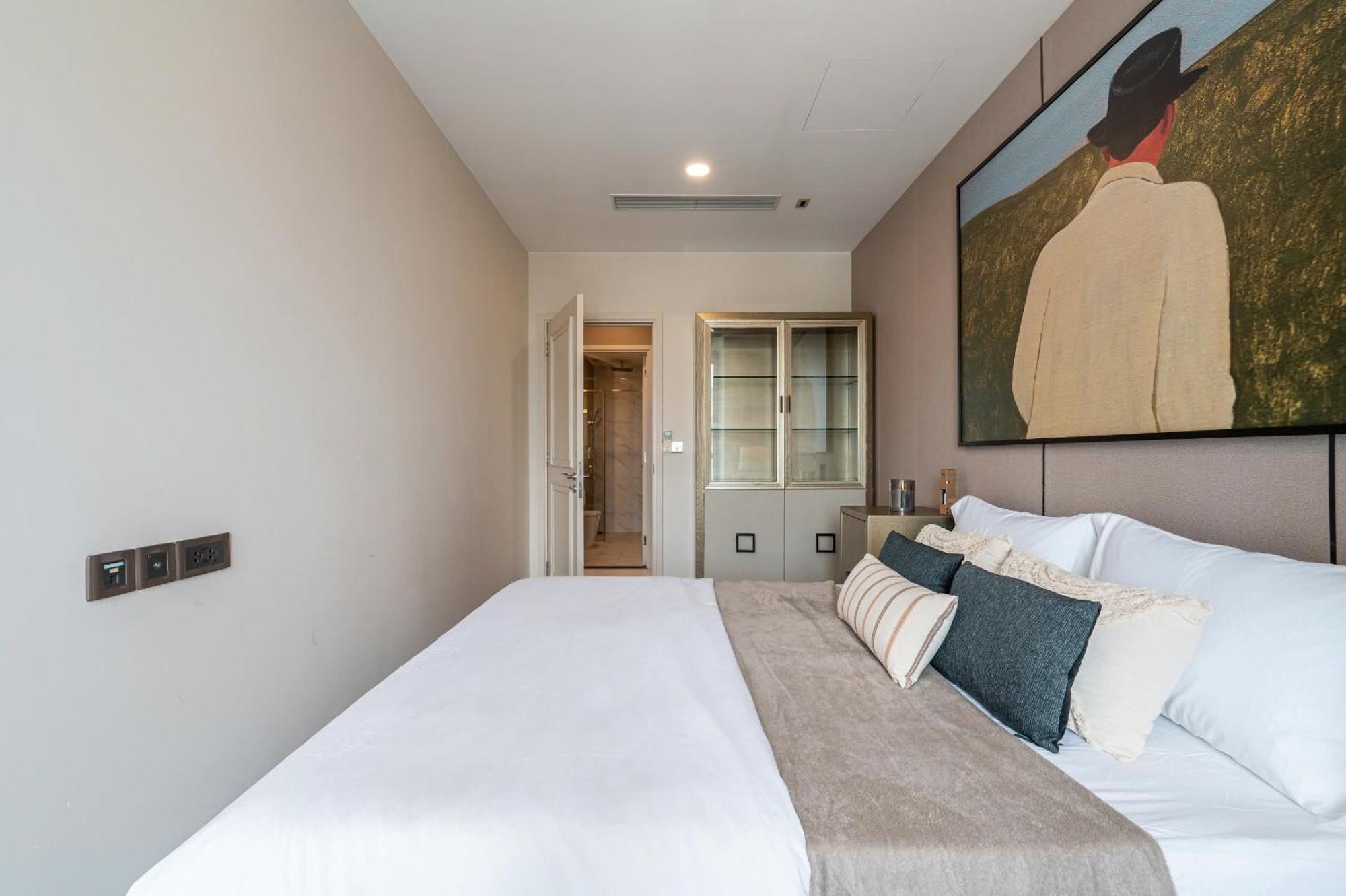 Madison Modern 2br Unit * Ho Chi Minh City