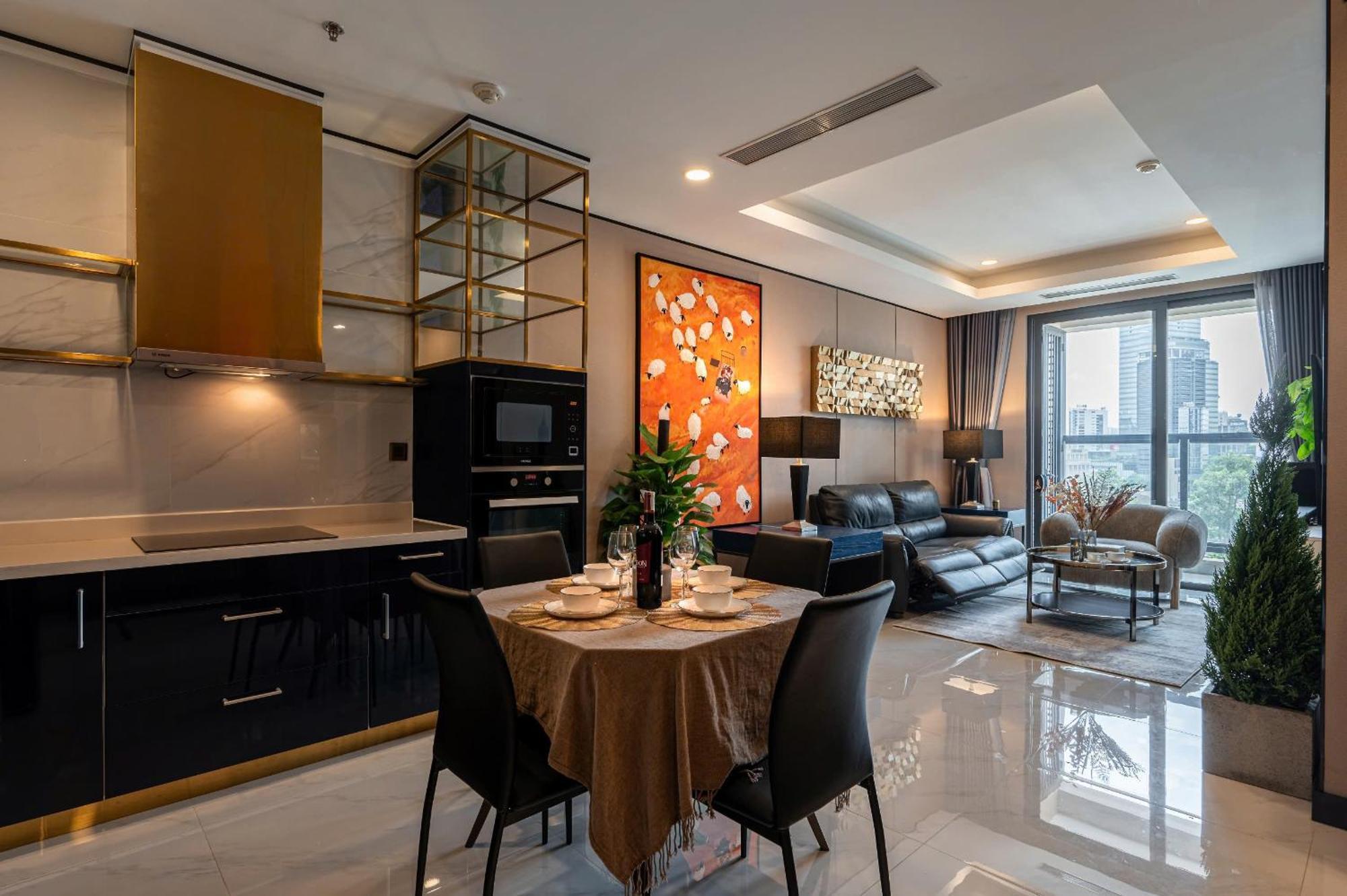 Madison Modern 2br Unit
